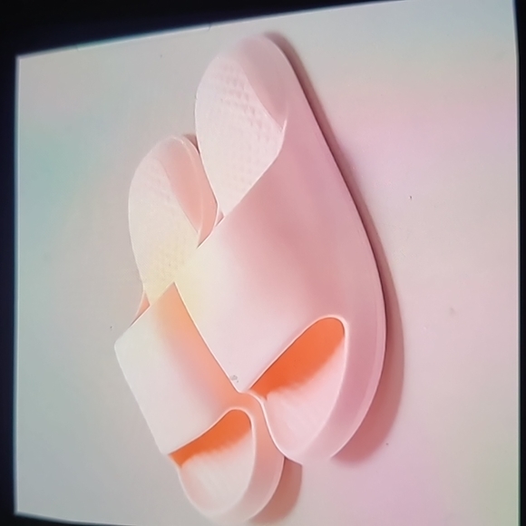 Fashion to Figure Shoes - Women's slippers.